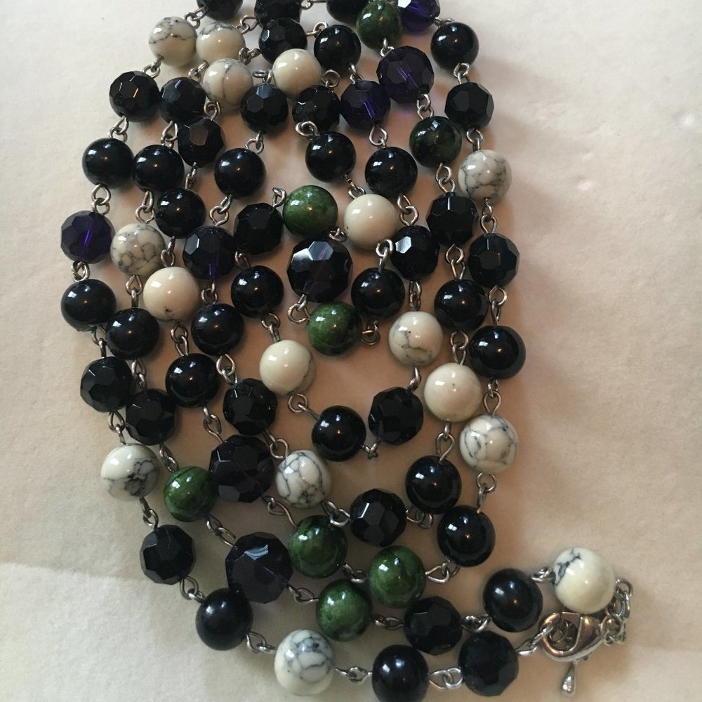 Long String of Mixed Glass and Stone Beads - Picture 3 of 8